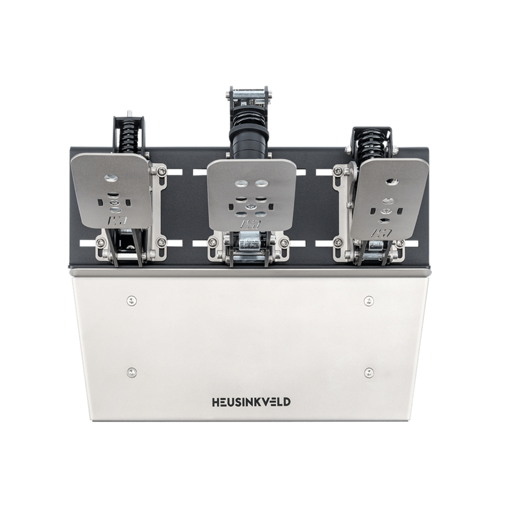 PRECISE INPUT ACROSS ALL THREE PEDALS