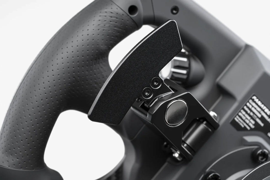 FANATEC CLUBSPORT STEERING WHEEL FORMULA V3
